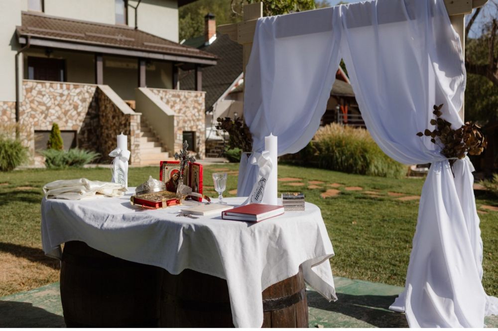 Vand/inchiriez altar ceremonii pentru evenimente