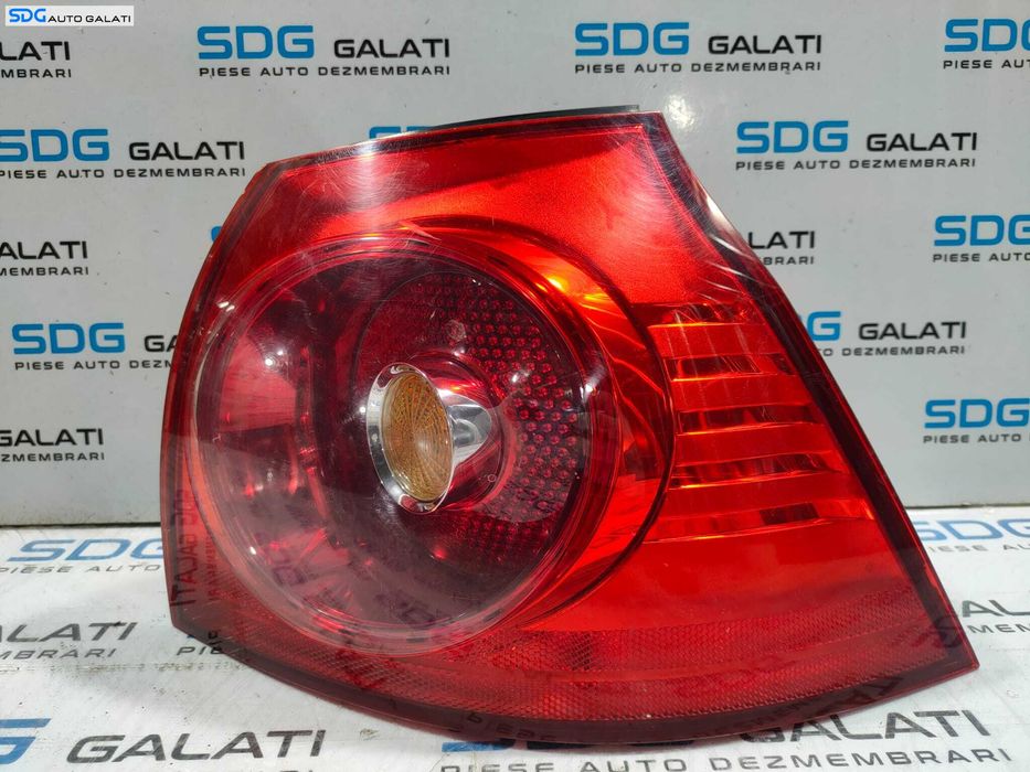 Stop Lampa Tripla Dreapta Volkswagen Golf 5 Hatchback Scurt 2004 - 2008 [L4939]