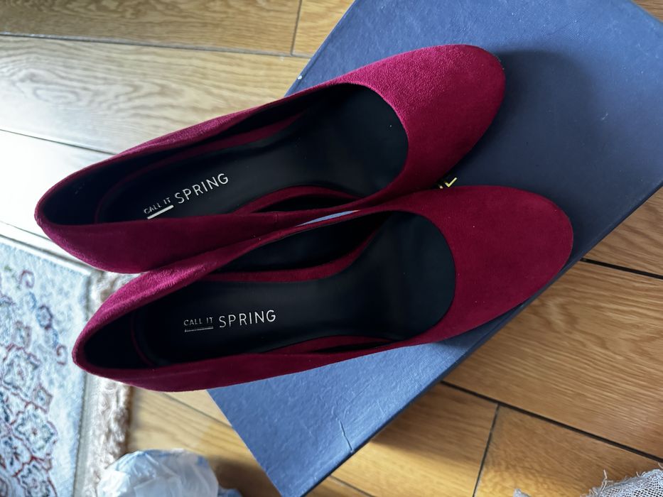 Продам Женские Туфли