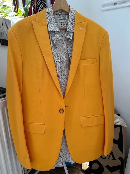 Sacou galben bărbați + cămașă mango mărime M