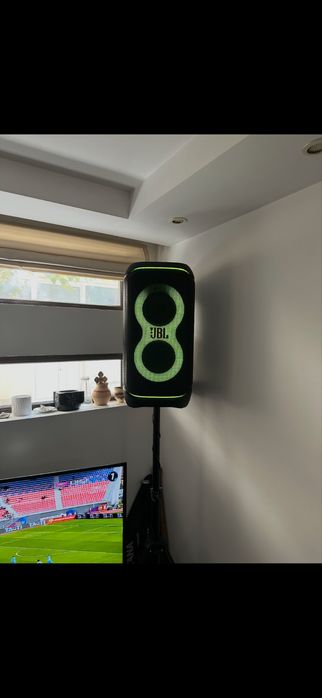 Vand boxa Jbl 320!!!!