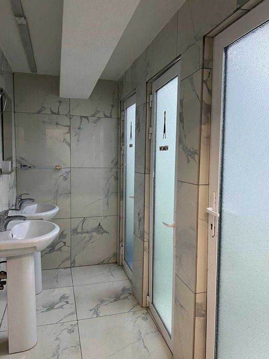 Улица Паркентская.Продам  коммерческий обьект 125кв.м. Цоколь.2 линия.