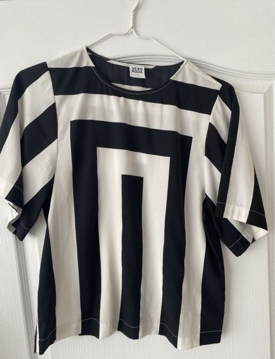 Блузи - тениски - елегантни