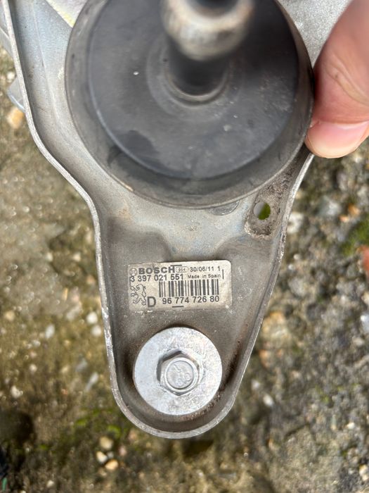 Моторчета за чистачки Peugeot 508 Bosch – комплект или поотделно