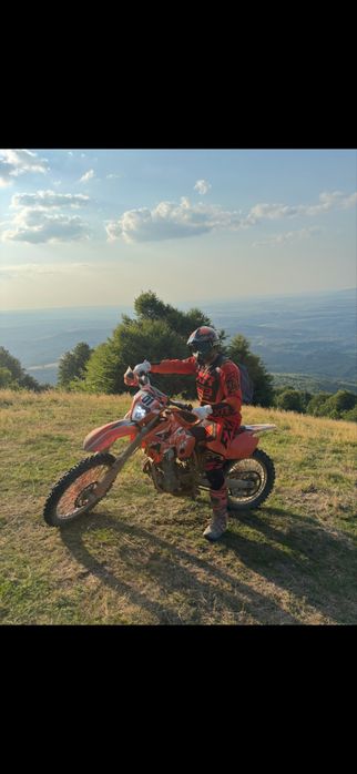 Vând KTM  525 EXC