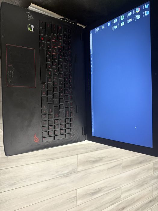 Vand laptop asus gaming
