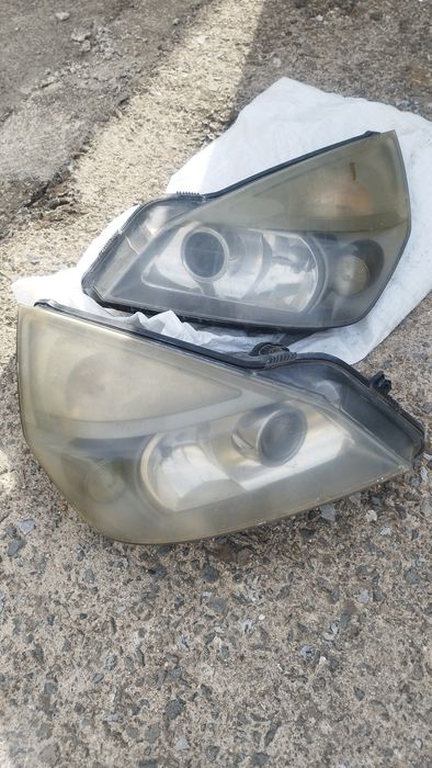 Фарове за Рено Espace 2013 комплект