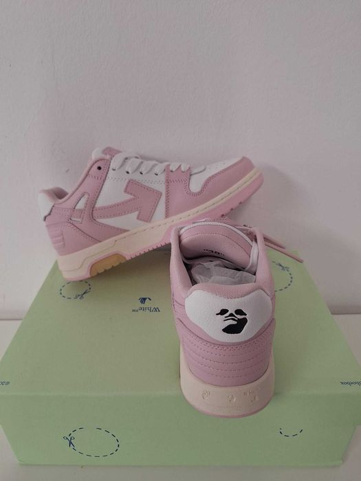 Adidasi Off-White Out of Office roz 39