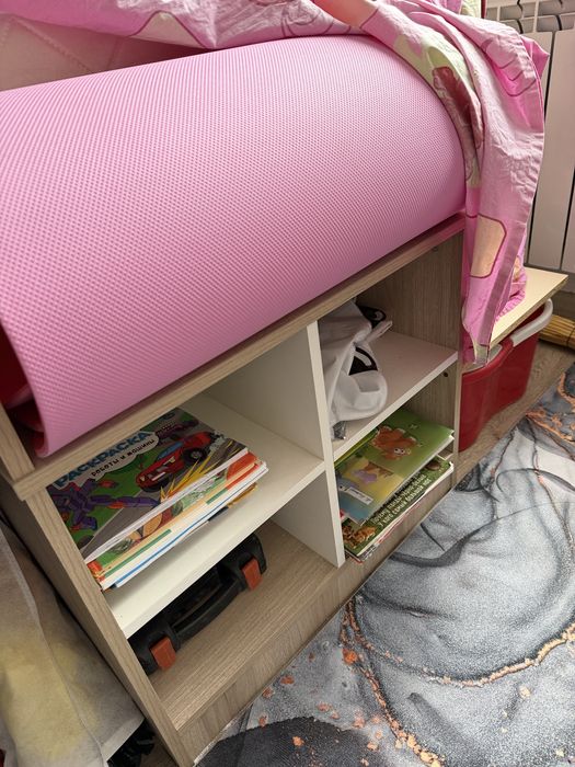 Односпальная кровать