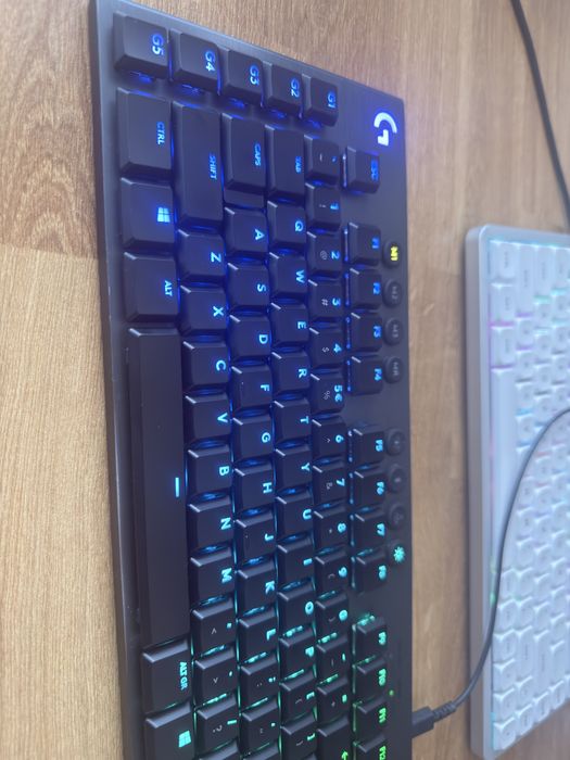 tastatura mecanica gaming logitech g915 wireless