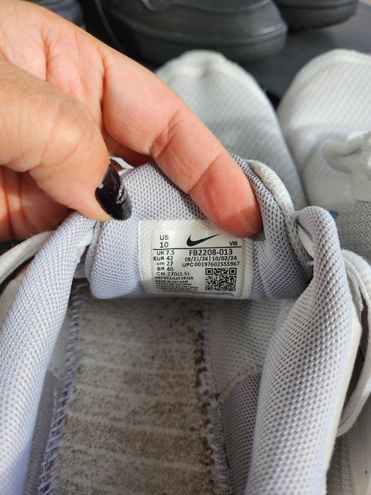 Оригинални маратонки Найк 25 ЕВРО. Без скъсано и лекета без забележки