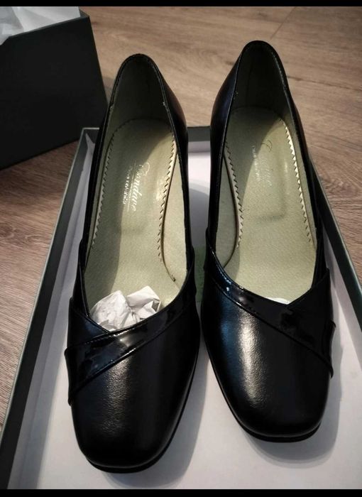 Pantofi negri de piele Nr 39