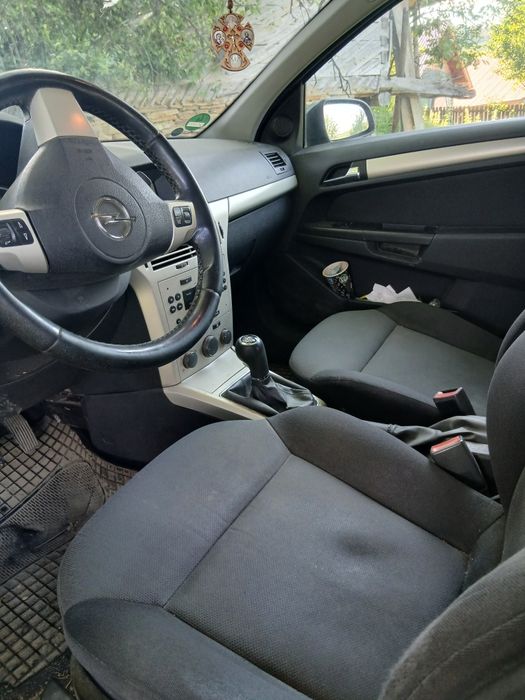 OPEL Astra 2008 — imagine 4