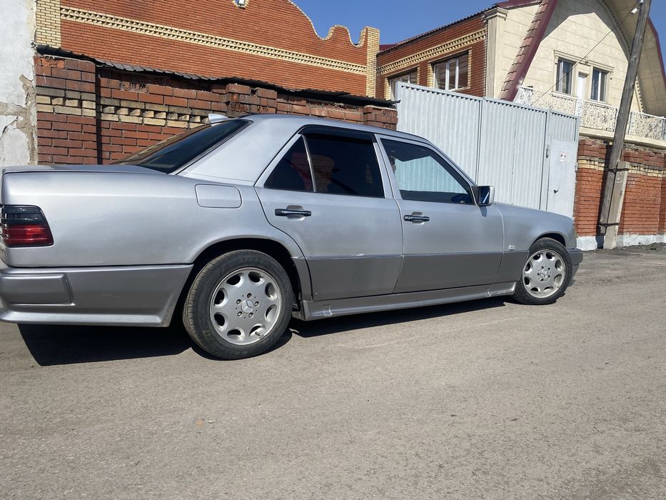 мерседес и этим всё сказано