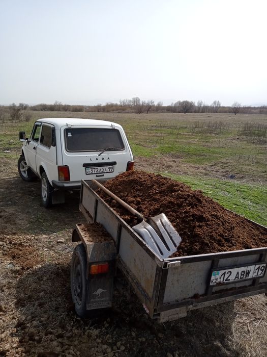 Доставка Навоз,биогумус,чернозем.Цены разные.