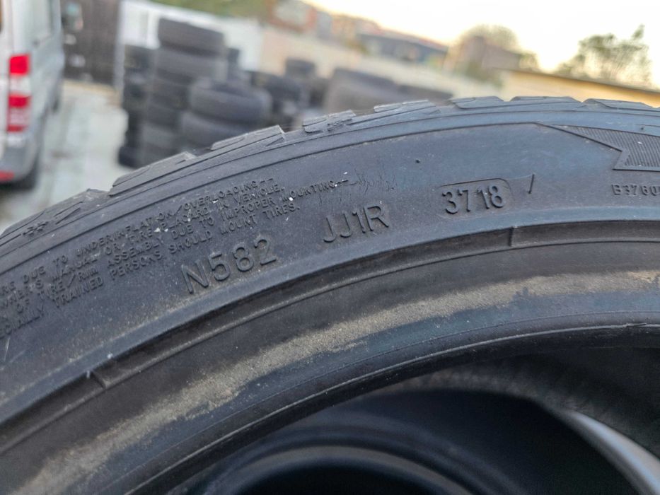 4бр Зимни гуми 225 45 19 - Goodyear