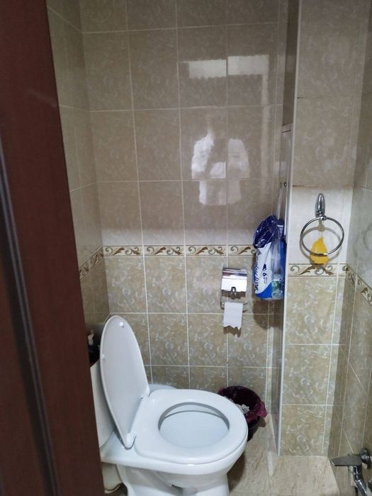 2 xonali kvartira sotiladi