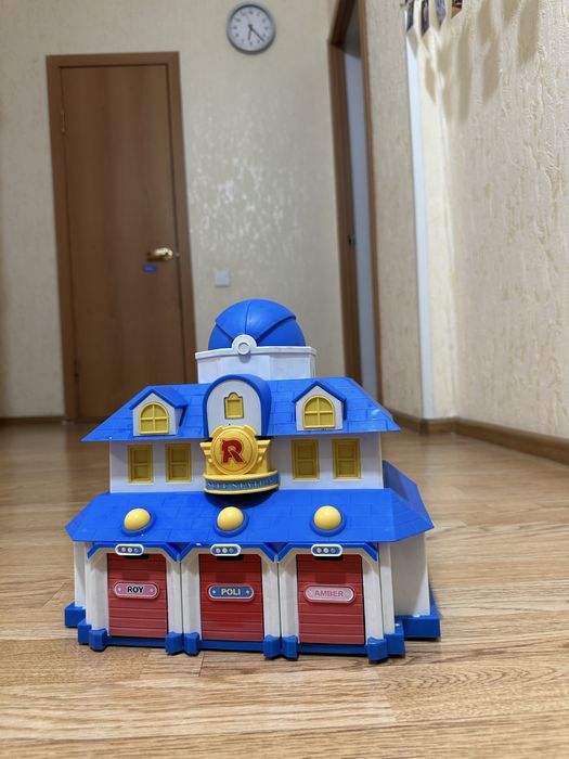 Полли Робокар станция гараж