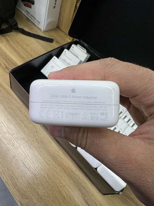 Apple original adapter zaryadnik  30W 140W Orginal 100%