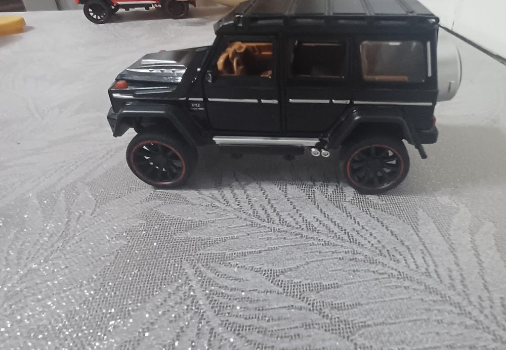 Машина детская .