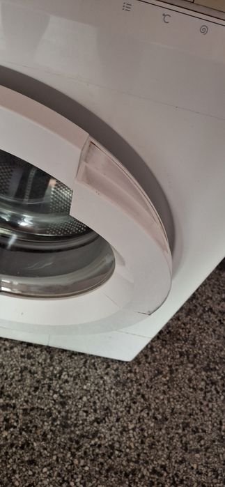 Пералня Gorenje 7 kg.с повредена вратичка
