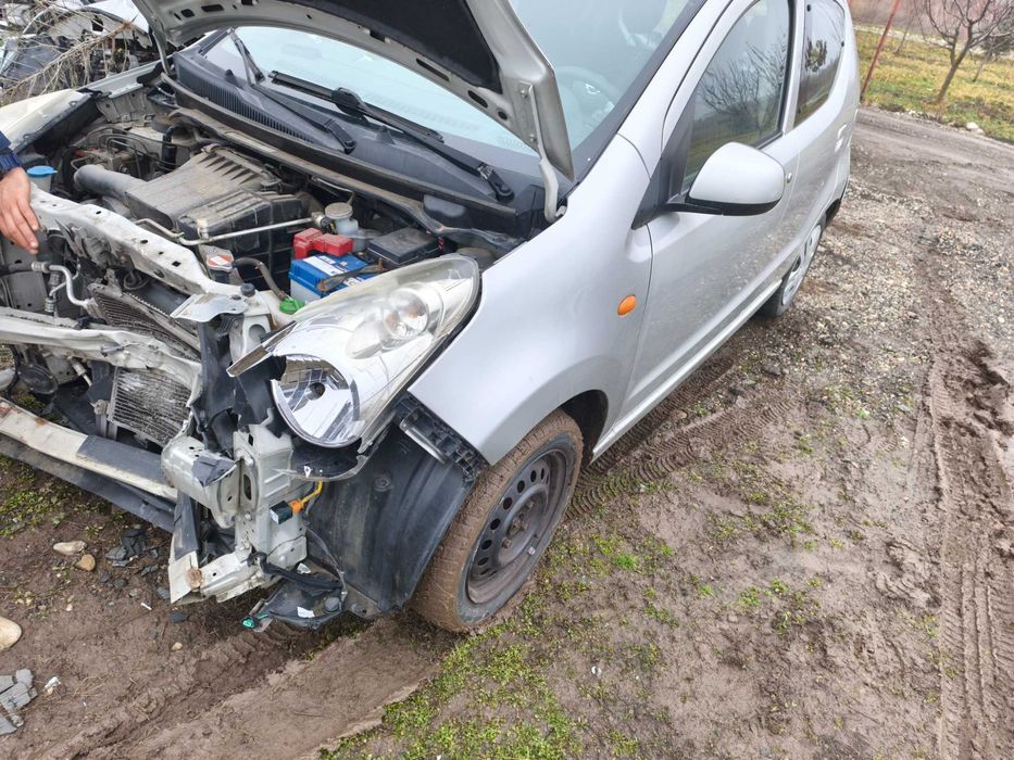 Piese auto pentru Nissan Pixo 2010 1,0 12v benzina