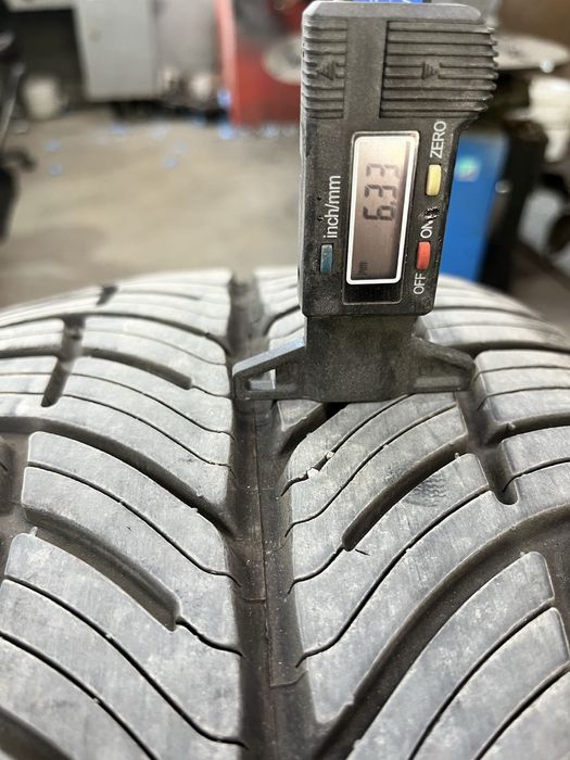 245 45 20 BF Goodrich всесезонни 103Y