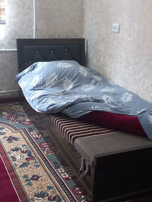 Divan sotilad 2 ta  juft 1 500 00