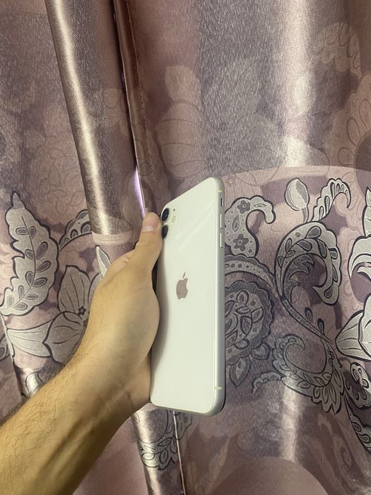 Продам IPhone 11 128gb