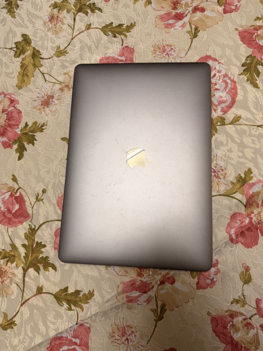 Macbook Pro 2019 TouchBar Intel Core I5 8GB Ram, 128GB