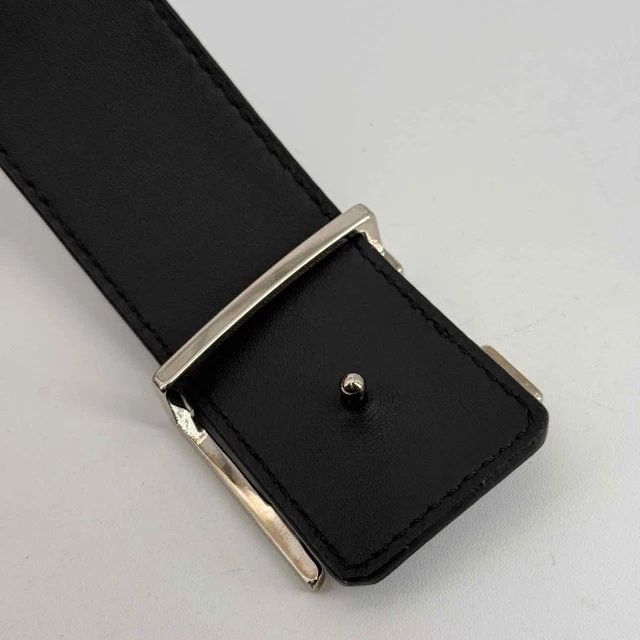 Curea Louis Vuitton