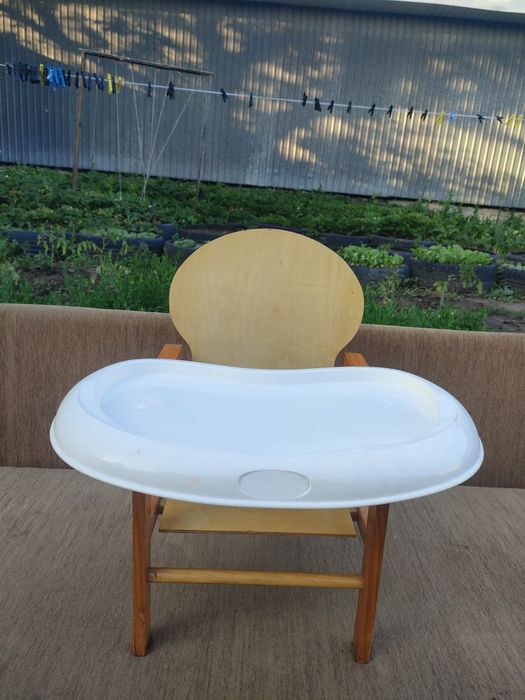 Продам стульчик для кормления