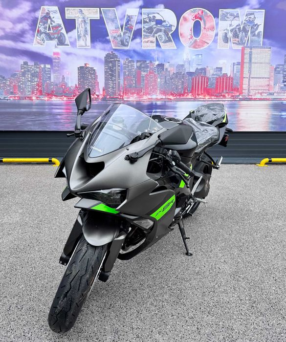 Motocicleta Kawasaki Ninja ZX-6R '26