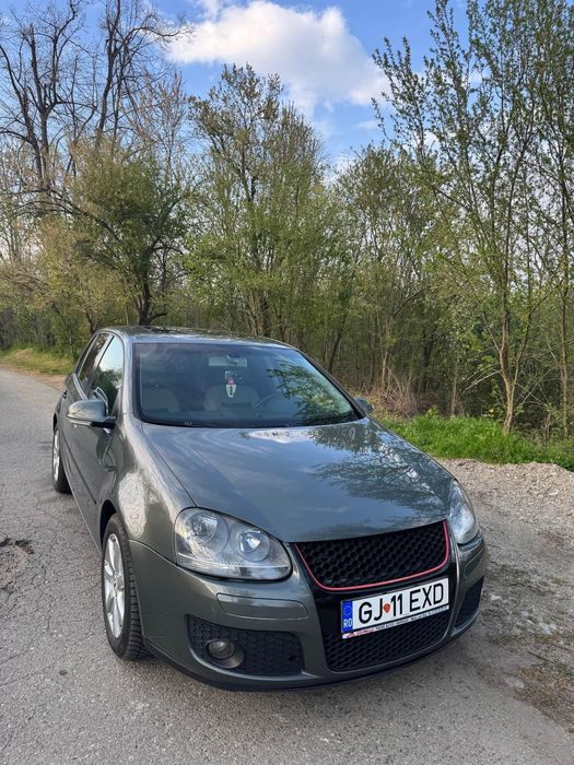 Vând mașină personală, golf 5(140cp).