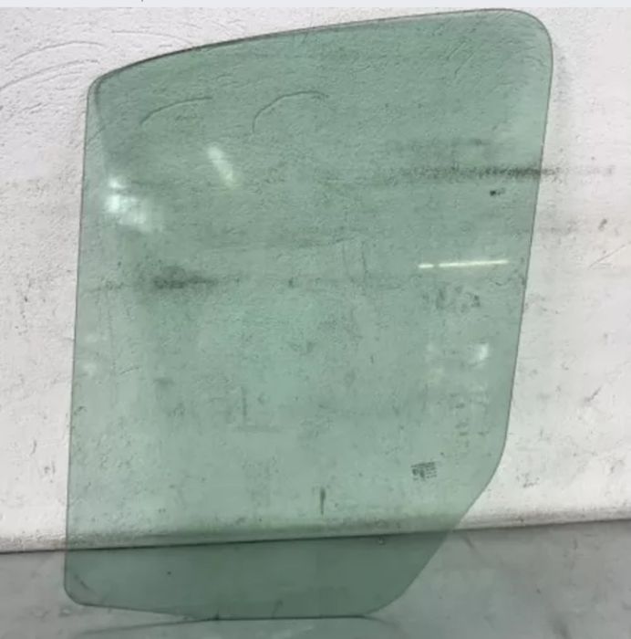 Geam Ușă Fața Sprinter Stânga  Dreapta 2018 - 2026 Geamul mic sau mare