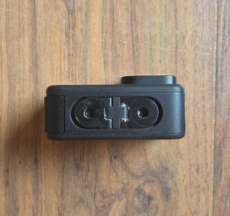 GoPro Hero 11 Black – stare excelentă, pachet complet