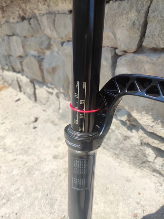 Rock shox Yari 170 mm с Debon Air