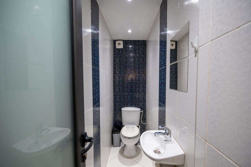 Дава се под наем Тристаен апартамент в София, Център - 70 кв.м за 999 € - Снимка #8