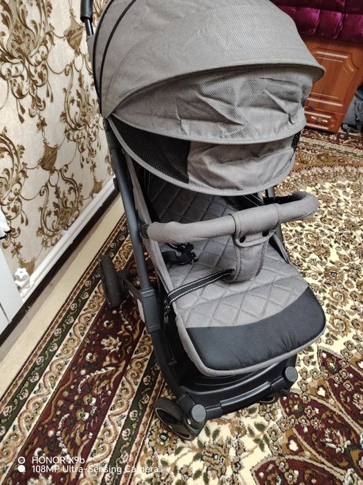 Детская коляска в отличном состоянии