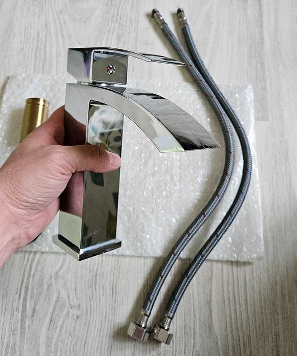 Смеситель водопад Emerich