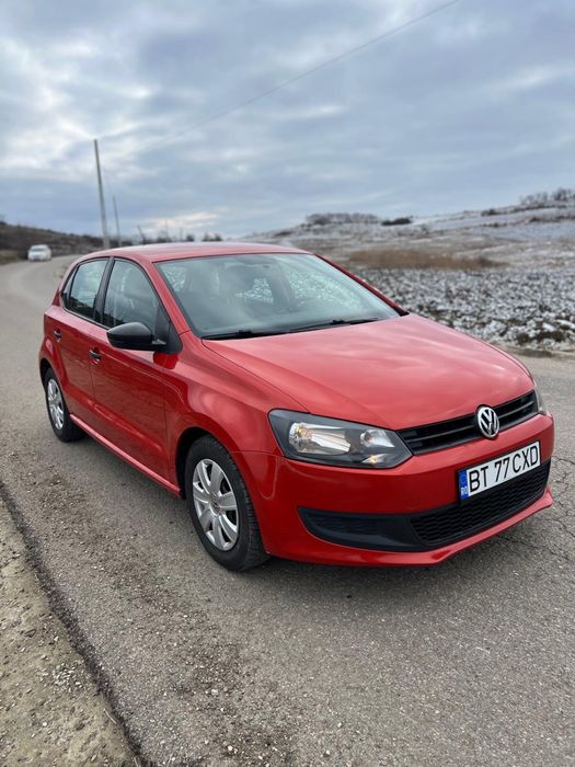 VOLKSWAGEN Polo