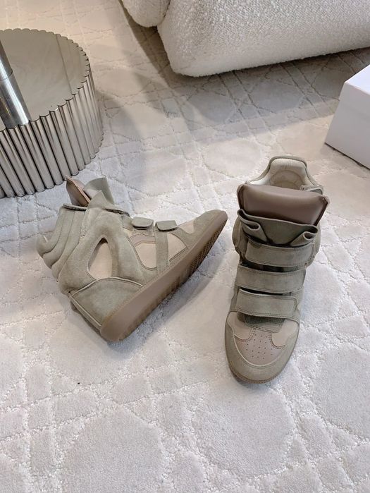Isabel Marant Pe precomandă mărimi :35-40-