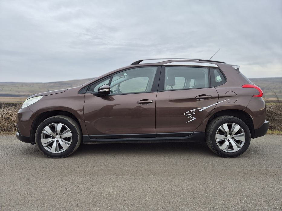 *Peugeot 2008 active* 1.6 hdi  2013  2 proprietari germania