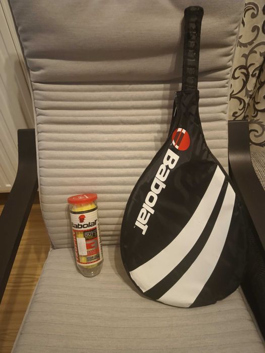Racheta tenis Babolat + set mingi, toate nefolosite