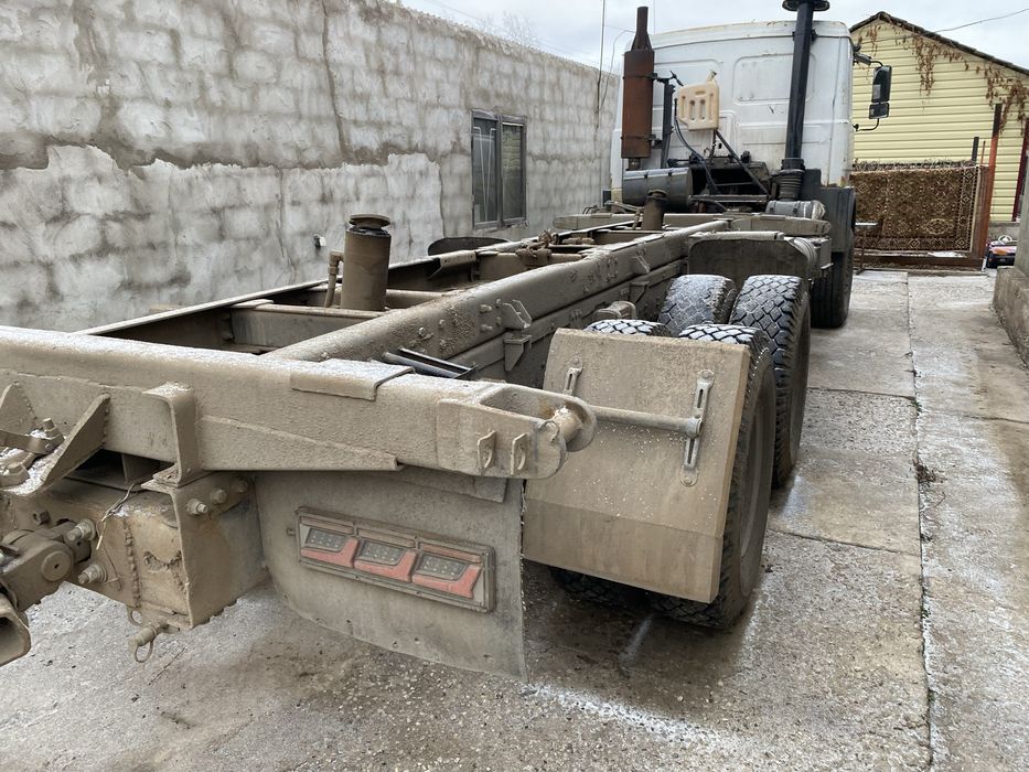 Продам подрамник с целиндрами маз