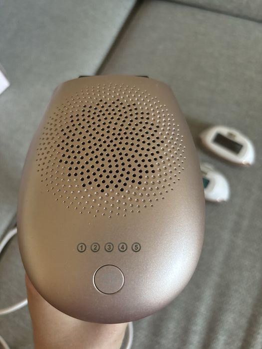 Фотоепилатор Philips Lumea
