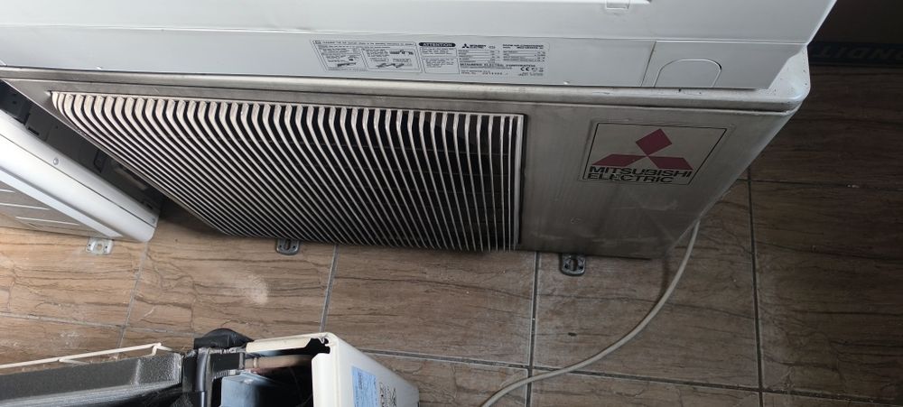Aer condiționat Mitsubishi Electric capacitate 12000 BTU