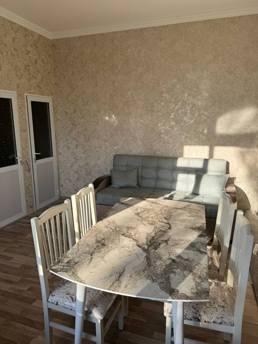 Siz va oylangizga qulay tayyor sharoyitli uy hamma texnikasi bilan