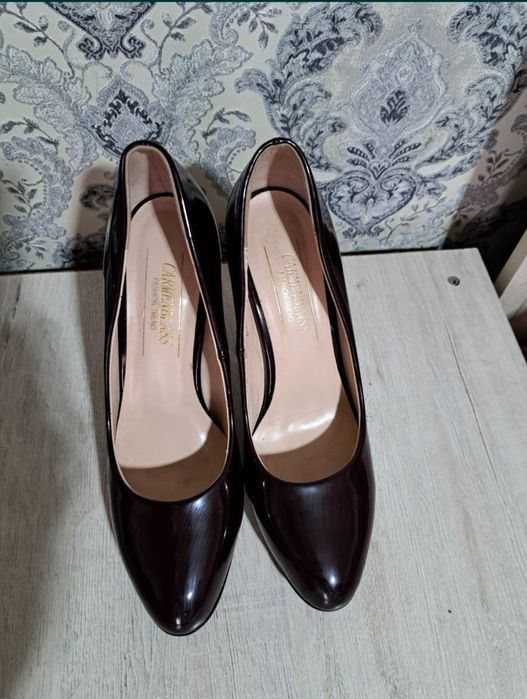 Продаются туфли за 4000