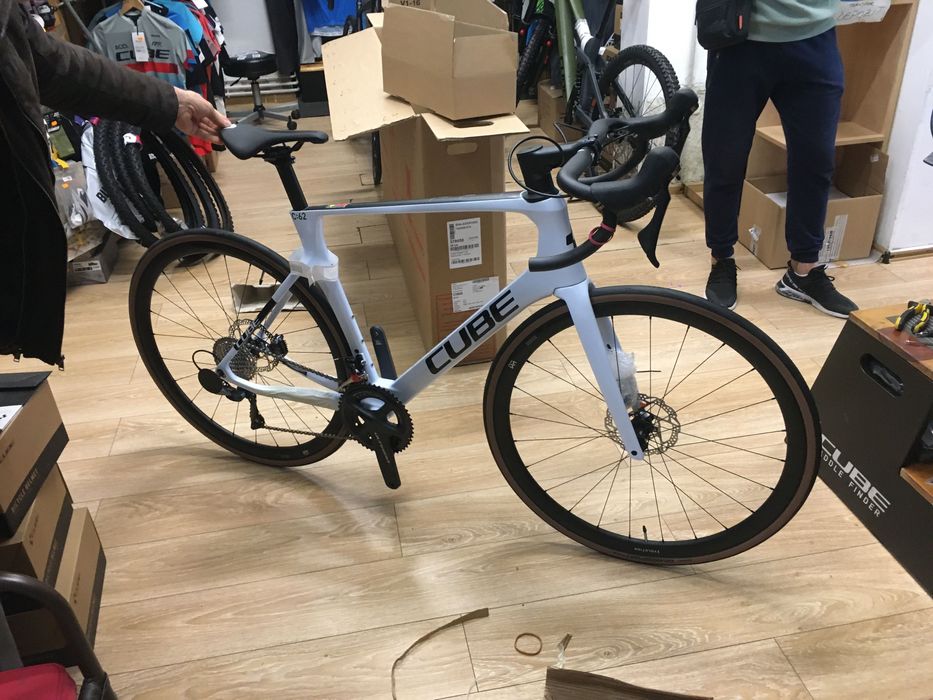 Bicicletă Cube agree C62 2023